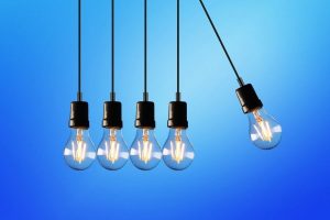 Are Roaches Attracted to light?